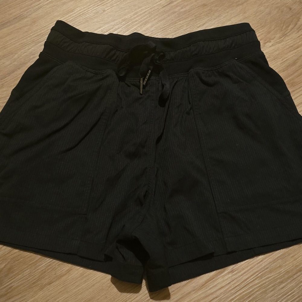 Lululemon  Shorts